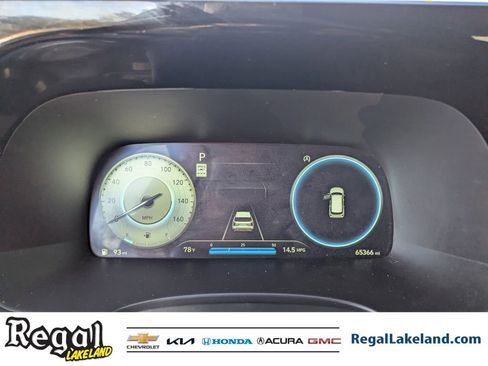 Used 2023 Hyundai Palisade Calligraphy image 32