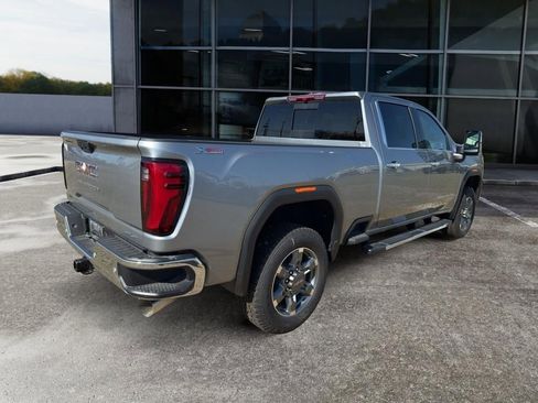 New 2026 GMC Sierra 2500 SLT w/ SLT Premium Package image 7