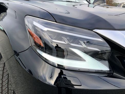 Used 2023 Lexus GX 460 Premium image 52