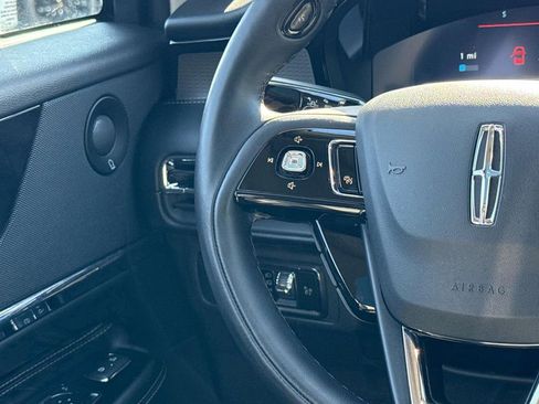 Used 2025 Lincoln Corsair Grand Touring w/ Equipment Group 302A image 15