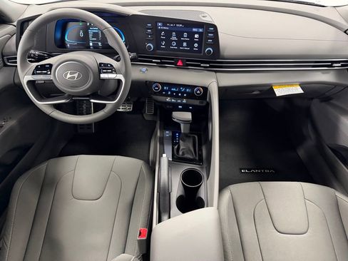 Certified 2026 Hyundai Elantra Sport image 15