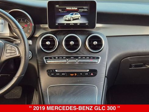 Used 2019 Mercedes-Benz GLC 300 4MATIC image 31