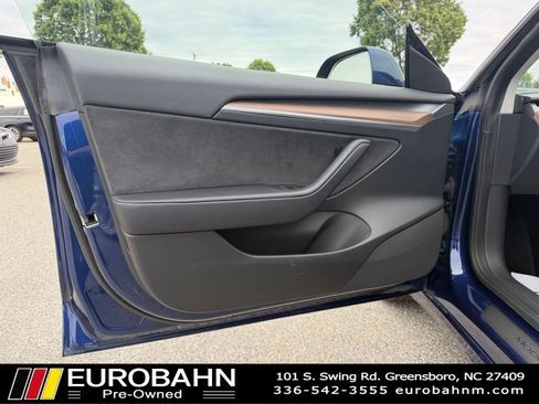 Used 2023 Tesla Model 3 Standard Range RWD image 10