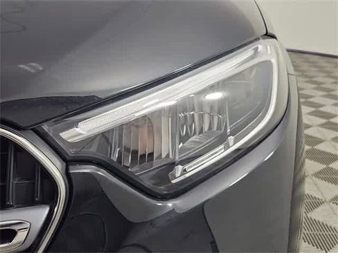 Certified 2025 Mercedes-Benz GLC 300 4MATIC image 10