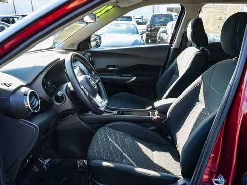 Used 2024 Nissan Kicks SV w/ Exterior Package FWD image 16