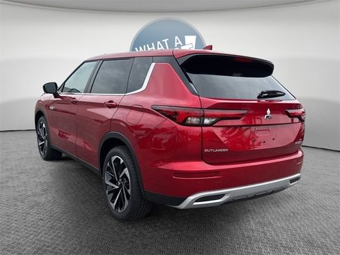 New 2025 Mitsubishi Outlander SE image 8
