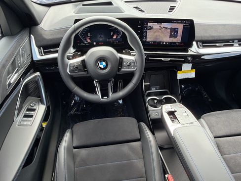 New 2026 BMW X2 xDrive28i w/ Technology Package AWD/4WD image 16