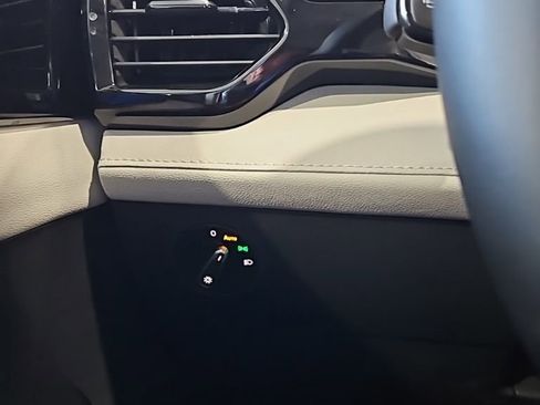 New 2026 Volkswagen Taos S image 34