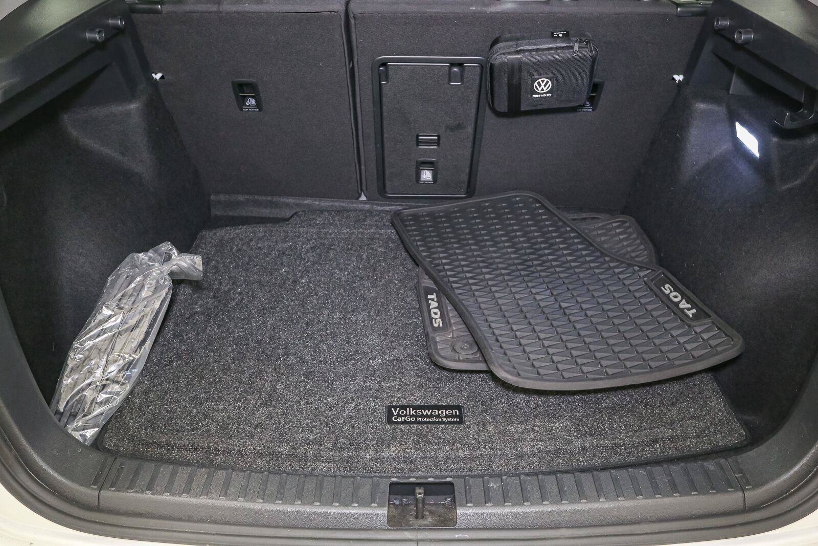 Certified 2024 Volkswagen Taos S AWD/4WD image 14