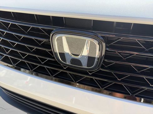 New 2026 Honda Accord SE image 24