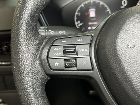 Used 2025 Honda CR-V LX image 24