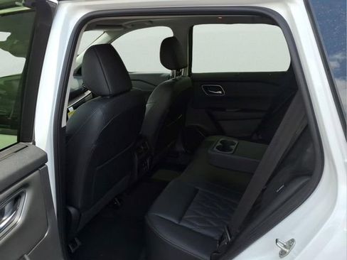 New 2026 Nissan Rogue Platinum AWD/4WD image 31