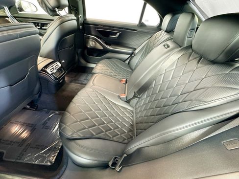 Certified 2022 Mercedes-Benz S 500 4MATIC image 23