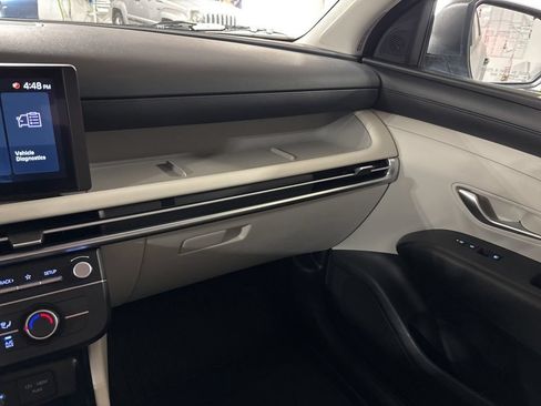 Used 2025 Hyundai Tucson SE AWD/4WD image 22