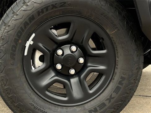 Used 2026 Jeep Wrangler Sport image 8