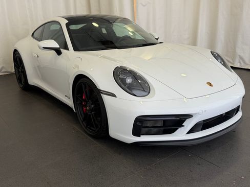 Used 2024 Porsche 911 Carrera 4 GTS AWD/4WD image 7