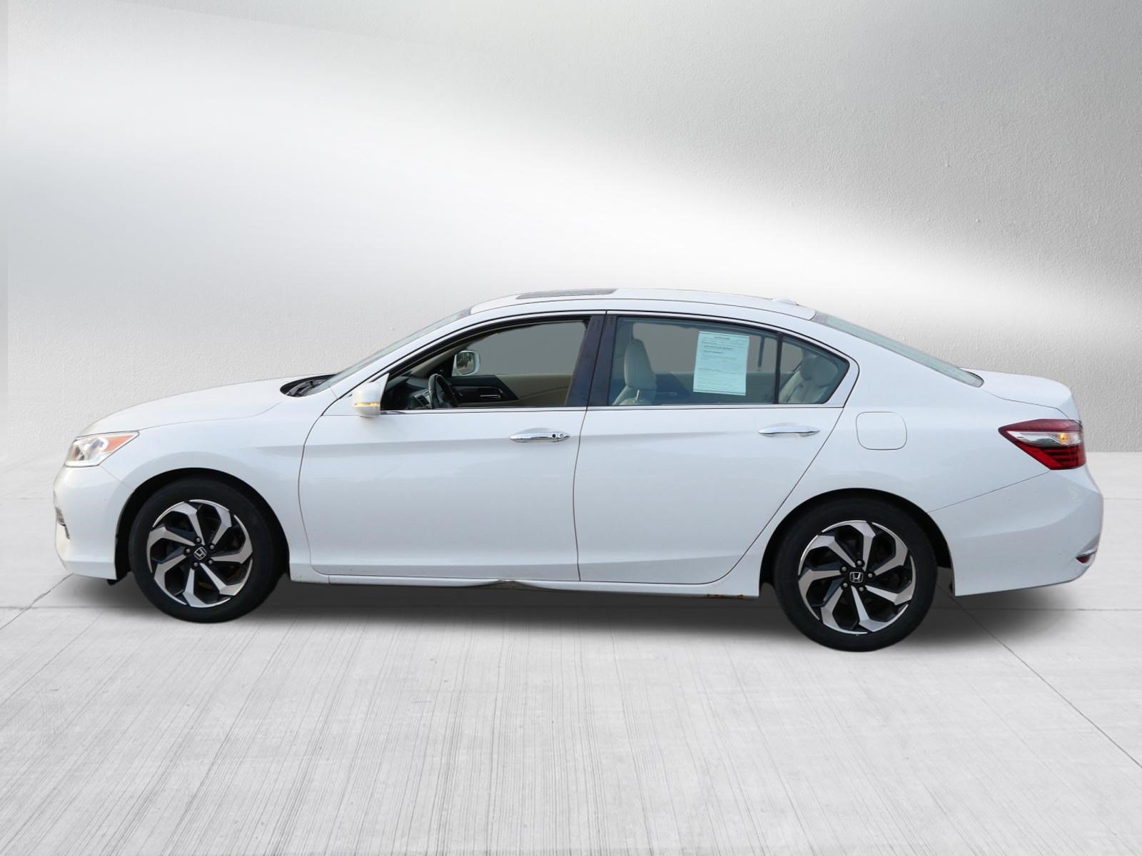 Used 2016 Honda Accord EX-L image 4
