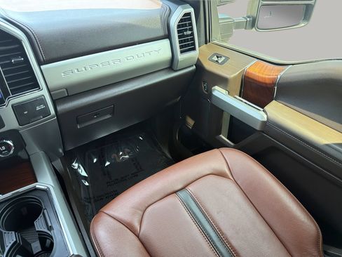 Used 2022 Ford F450 King Ranch w/ King Ranch Ultimate Package AWD/4WD image 15