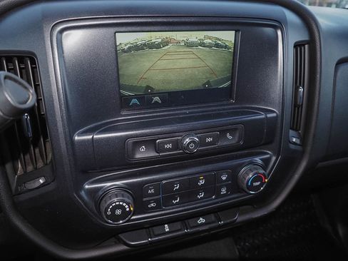 Used 2018 Chevrolet Silverado 1500 Custom w/ Custom Convenience Package image 12