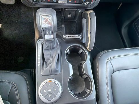 New 2026 Ford Bronco Badlands AWD/4WD image 5