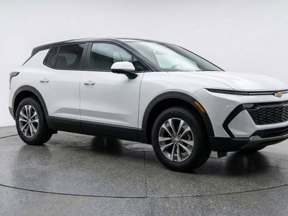 Used 2025 Chevrolet Equinox LT