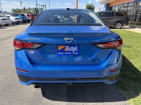 Used 2025 Nissan Sentra SR FWD image 3