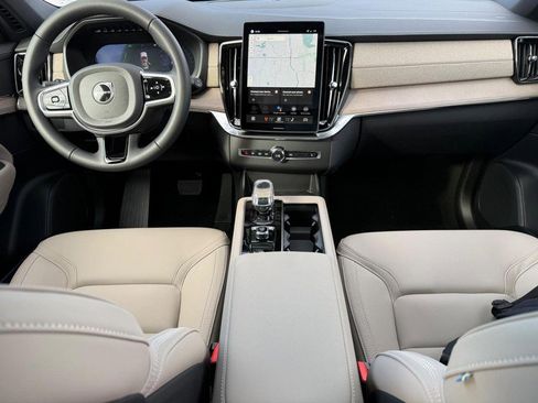 New 2026 Volvo XC90 B5 Plus image 7