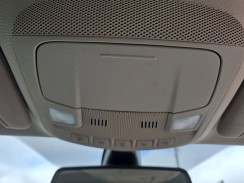 Used 2020 Ford Fusion SE image 5