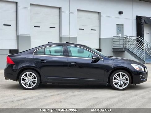 Used 2012 Volvo S60 T5 w/ Multimedia Pkg image 9