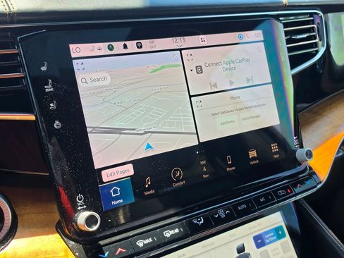 Used 2022 Jeep Grand Wagoneer Series III w/ Rear Seat Video Group 1 AWD/4WD image 28