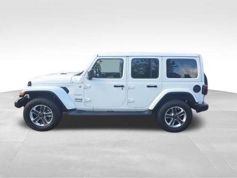 Used 2021 Jeep Wrangler Unlimited Sahara AWD/4WD image 3