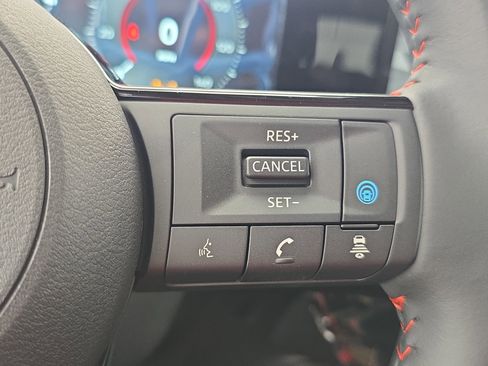 New 2026 Nissan Kicks SR FWD image 17