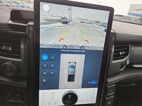 Used 2023 Ford F150 Lightning Platinum image 15