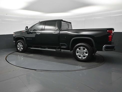 Used 2020 Chevrolet Silverado 2500 LTZ w/ LTZ Plus Package AWD/4WD image 7