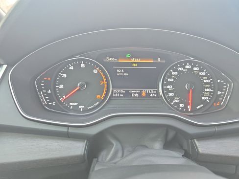 Certified 2022 Audi Q5 2.0T Premium w/ Convenience Package image 17