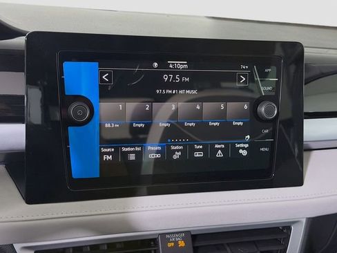 New 2026 Volkswagen Taos SE FWD image 15