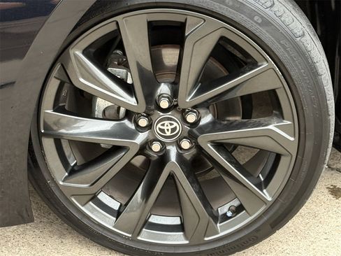 Used 2024 Toyota Corolla SE image 9