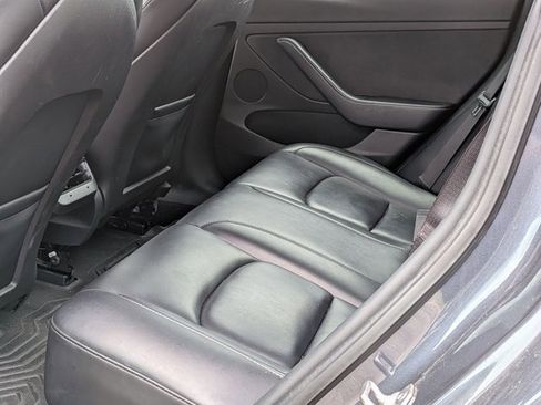 Used 2021 Tesla Model 3 Standard Range RWD image 13