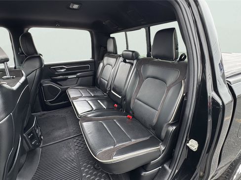 Used 2023 RAM 1500 Laramie AWD/4WD image 19