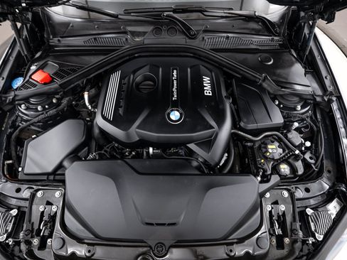 Used 2020 BMW 230i xDrive Coupe w/ Premium Package AWD/4WD image 19