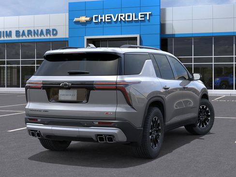 New 2026 Chevrolet Traverse Z71 w/ Driver Confidence Package image 4