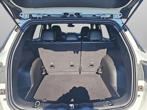 Used 2025 Jeep Compass Limited image 18