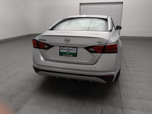 Used 2024 Nissan Altima 2.5 SV FWD image 7