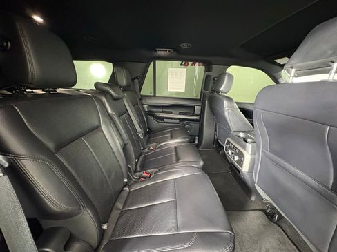 Used 2020 Ford Expedition XLT w/ Equipment Group 202A RWD image 51