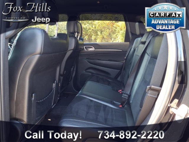 Used 2018 Jeep Grand Cherokee Altitude AWD/4WD image 11