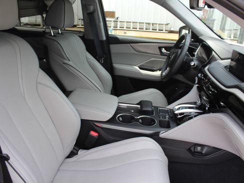 Certified 2024 Acura MDX SH-AWD w/ Advance Package image 21