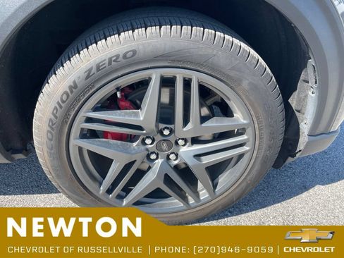Used 2025 Ford Explorer ST-Line w/ ST-Line Street Pack AWD/4WD image 44