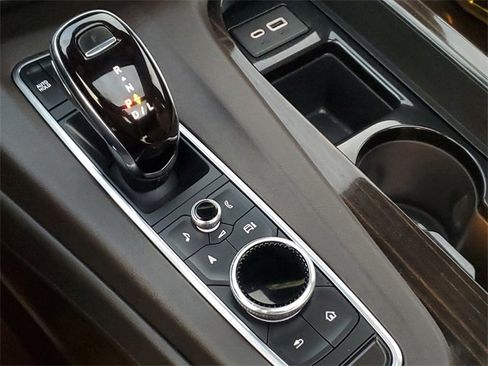 Used 2022 Cadillac Escalade Sport w/ LPO, Floor Liner Package image 21