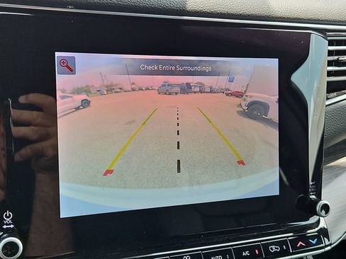 Used 2024 Jeep Wagoneer L Series II RWD image 16