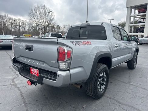 Used 2021 Toyota Tacoma TRD Off-Road w/ Technology Package image 5